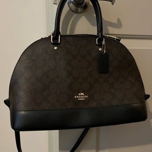 Coach crossbody purse and wallet